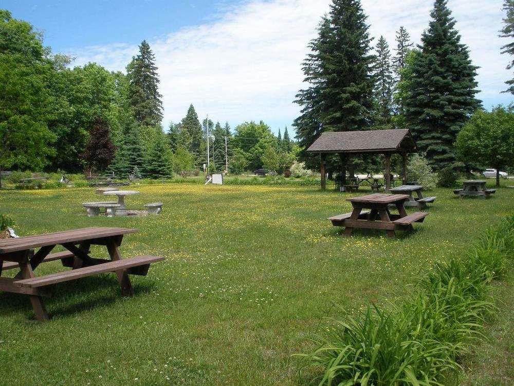 Dwight Riverside Inn Extérieur photo